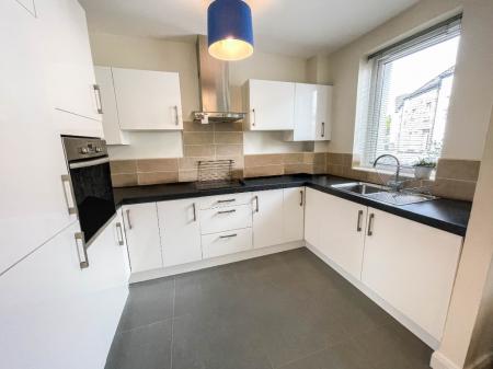 2 bedroom Flat for sale in Badgers Lane, Lisburn, BT28