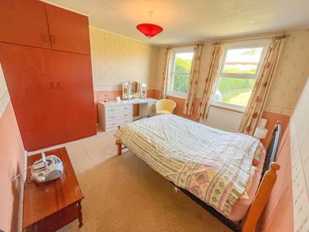 3 bedroom Bungalow for sale in Barley Hill, Lisburn, BT27