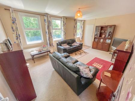 3 bedroom Bungalow for sale in Barley Hill, Lisburn, BT27