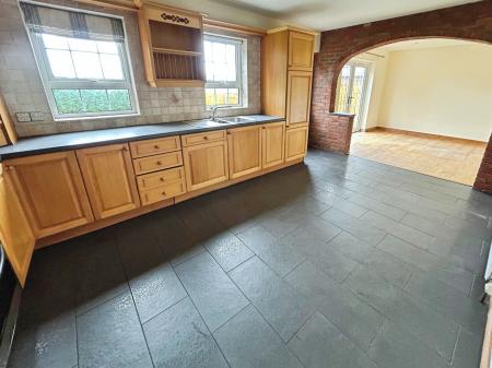 4 bedroom Detached house for sale in Beechfield Lodge, Aghalee, BT67