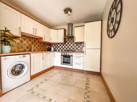 2 bedroom Ground floor flat for sale in Beechfield Mews, Lisburn, BT28