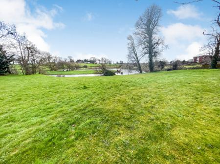 2 bedroom Ground floor flat for sale in Beechfield Mews, Lisburn, BT28