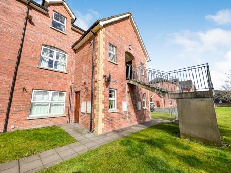 2 bedroom Ground floor flat for sale in Beechfield Mews, Lisburn, BT28
