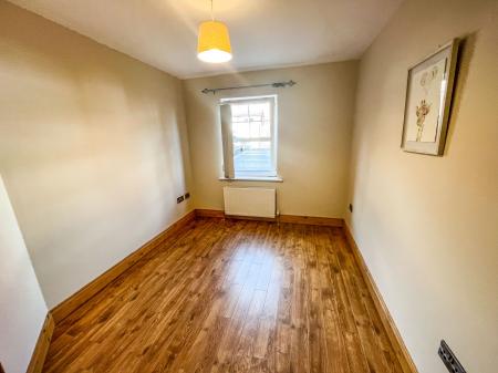 2 bedroom Ground floor flat for sale in Beechfield Mews, Lisburn, BT28