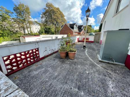 5 bedroom Detached house for sale in Beechill Grove, Derriaghy, BT28