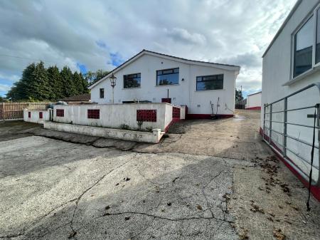 5 bedroom Detached house for sale in Beechill Grove, Derriaghy, BT28