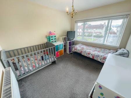 3 bedroom Terraced House for sale in Belvoir Crescent, Lisburn, BT28