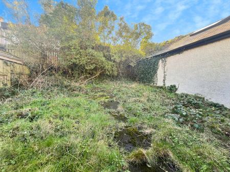 3 bedroom Terraced House for sale in Belvoir Crescent, Lisburn, BT28