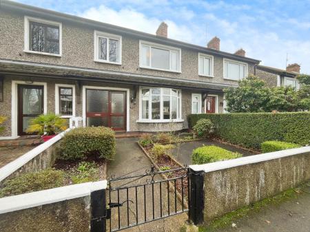 3 bedroom Terraced House for sale in Belvoir Crescent, Lisburn, BT28