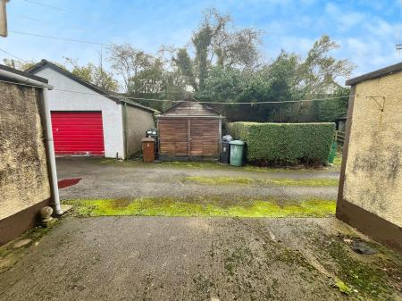 3 bedroom Terraced House for sale in Belvoir Crescent, Lisburn, BT28
