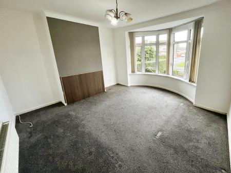 3 bedroom Terraced House for sale in Belvoir Crescent, Lisburn, BT28