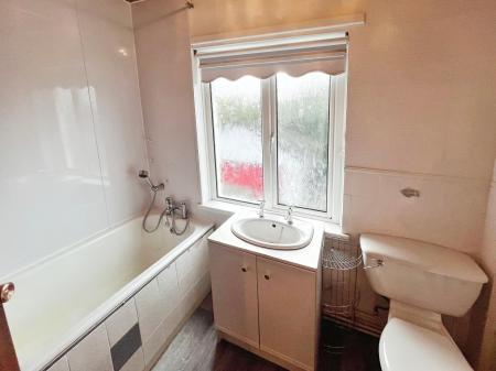 3 bedroom Terraced House for sale in Belvoir Crescent, Lisburn, BT28