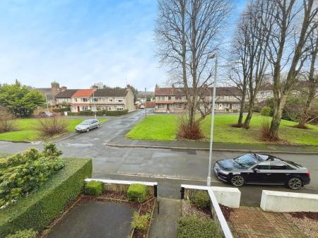 3 bedroom Terraced House for sale in Belvoir Crescent, Lisburn, BT28