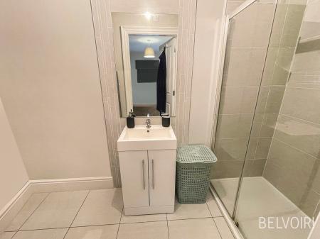 2 bedroom Ground floor flat for sale in Blaris Drive, Lisburn, BT27