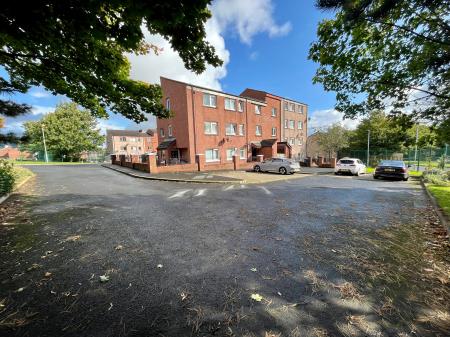 Broom Park Heights, Dunmurry, BT17