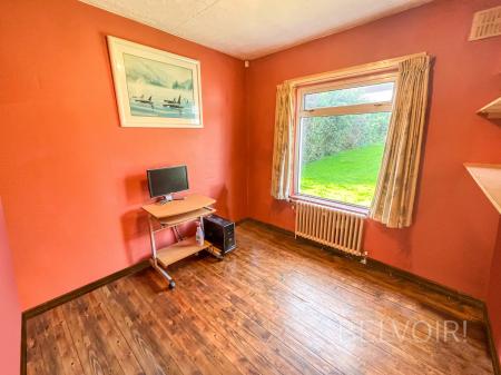 5 bedroom Detached house for sale in Carrisbrook Gardens, Lambeg, BT27