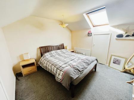 5 bedroom Detached house for sale in Carrisbrook Gardens, Lambeg, BT27