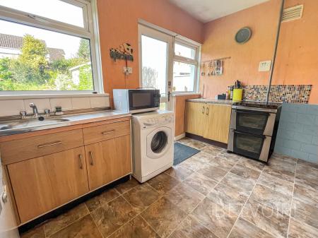 5 bedroom Detached house for sale in Carrisbrook Gardens, Lambeg, BT27