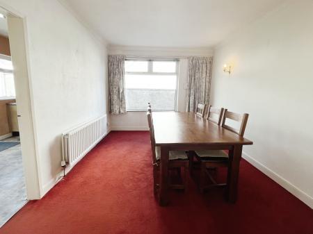 5 bedroom Detached house for sale in Carrisbrook Gardens, Lambeg, BT27