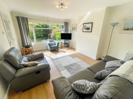 3 bedroom Bungalow for sale in Causeway End Road, Lisburn, BT28