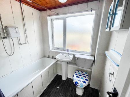 3 bedroom Terraced House for sale in Craigmore Road, Lisburn, BT28