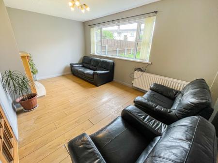 3 bedroom Terraced House for sale in Creeve Place, Lisburn, BT28