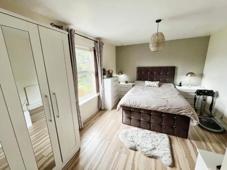 3 bedroom End of terrace house for sale in Drumard Park, Lisburn, BT28