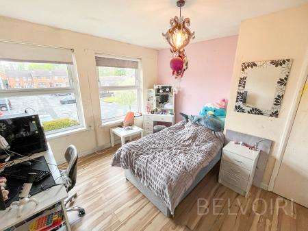 3 bedroom End of terrace house for sale in Drumard Park, Lisburn, BT28