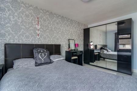 3 bedroom Terraced House for sale in Drumlough Gardens, Lisburn, BT28