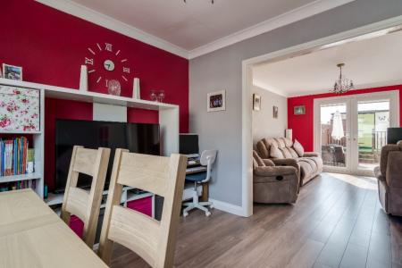 3 bedroom Terraced House for sale in Drumlough Gardens, Lisburn, BT28