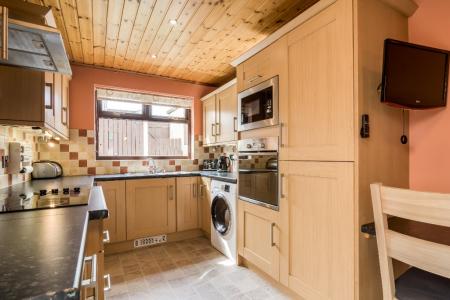 3 bedroom Terraced House for sale in Drumlough Gardens, Lisburn, BT28