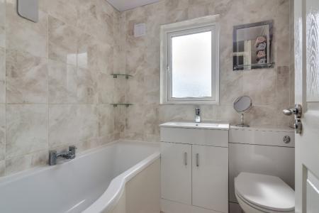 3 bedroom Terraced House for sale in Drumlough Gardens, Lisburn, BT28