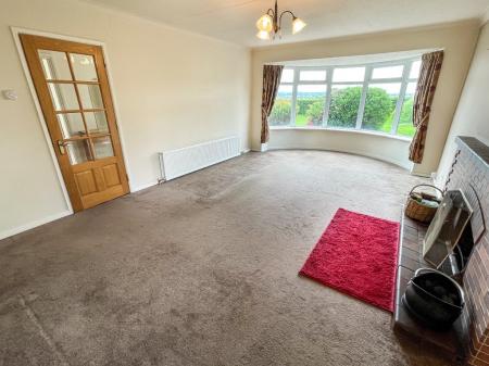 4 bedroom Detached house for sale in Drumlough Road, Hillsborough, BT26