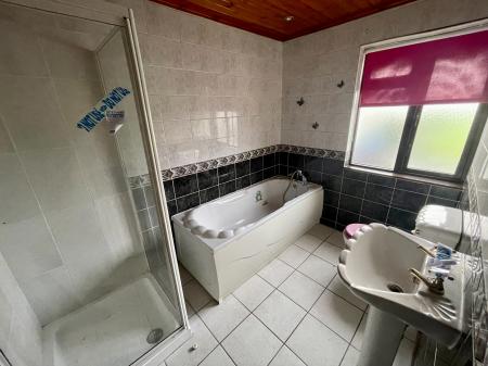 2 bedroom Terraced House for sale in Eglantine Crescent, Lisburn, BT27