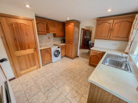 3 bedroom Detached bungalow for sale in Fulmar Avenue, Lisburn, BT28