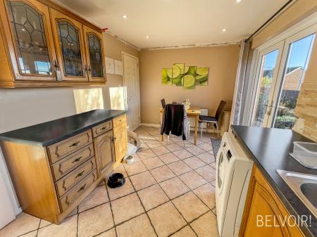 3 bedroom Semi-detached house for sale in Glenwood Court, Lisburn, BT28