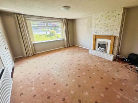 3 bedroom Semi-detached bungalow for sale in Greenwood, Lisburn, BT27