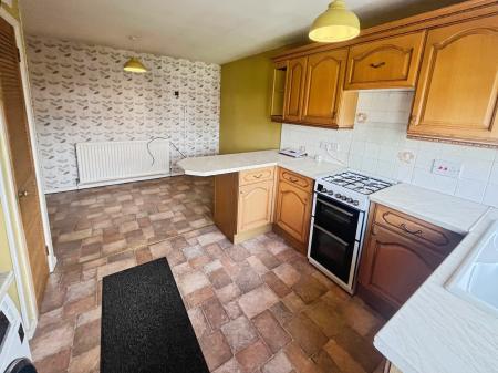 3 bedroom Semi-detached bungalow for sale in Greenwood, Lisburn, BT27