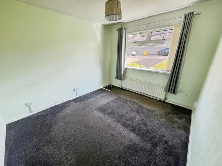 3 bedroom Semi-detached bungalow for sale in Greenwood, Lisburn, BT27