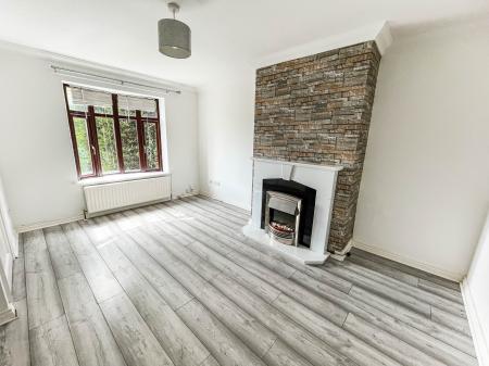 2 bedroom Semi-detached house for sale in Hannahglen Heights, Belfast, BT17