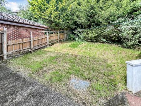 2 bedroom Semi-detached house for sale in Hannahglen Heights, Belfast, BT17