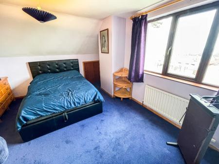 3 bedroom Detached house for sale in Hawthorn Hill, Kinallen, BT25