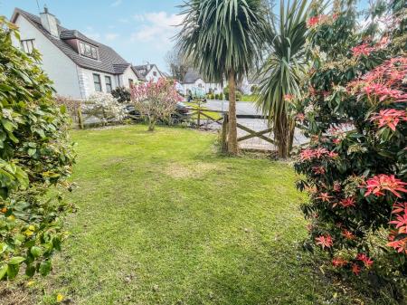 3 bedroom Detached house for sale in Hawthorn Hill, Kinallen, BT25