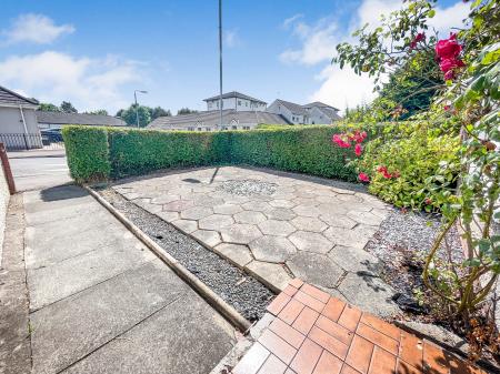3 bedroom Terraced House for sale in Hertford Crescent, Lisburn, BT28