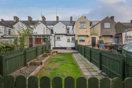 2 bedroom Terraced House for sale in Hillsborough Old Road, Lisburn, BT27