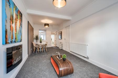 2 bedroom Terraced House for sale in Hillsborough Old Road, Lisburn, BT27