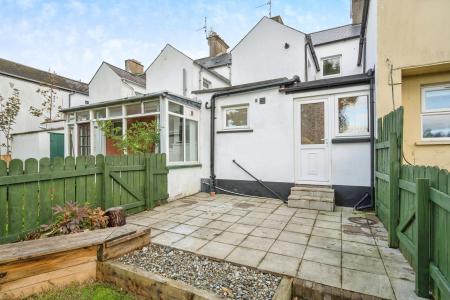 2 bedroom Terraced House for sale in Hillsborough Old Road, Lisburn, BT27