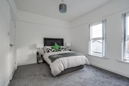 2 bedroom Terraced House for sale in Hillsborough Old Road, Lisburn, BT27