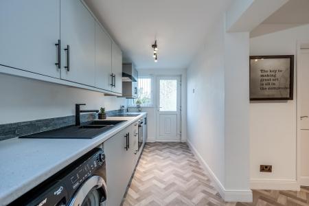 2 bedroom Terraced House for sale in Hillsborough Old Road, Lisburn, BT27