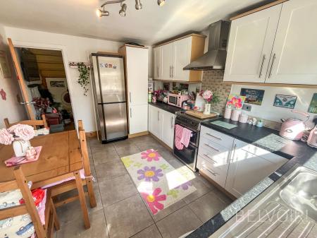 2 bedroom Terraced House for sale in Hillsborough Old Road, Lisburn, BT27